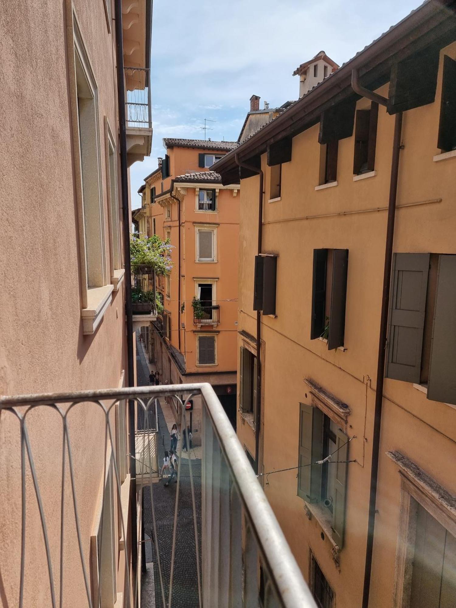 Casa Sant'Eufemia Appartement Verona Buitenkant foto